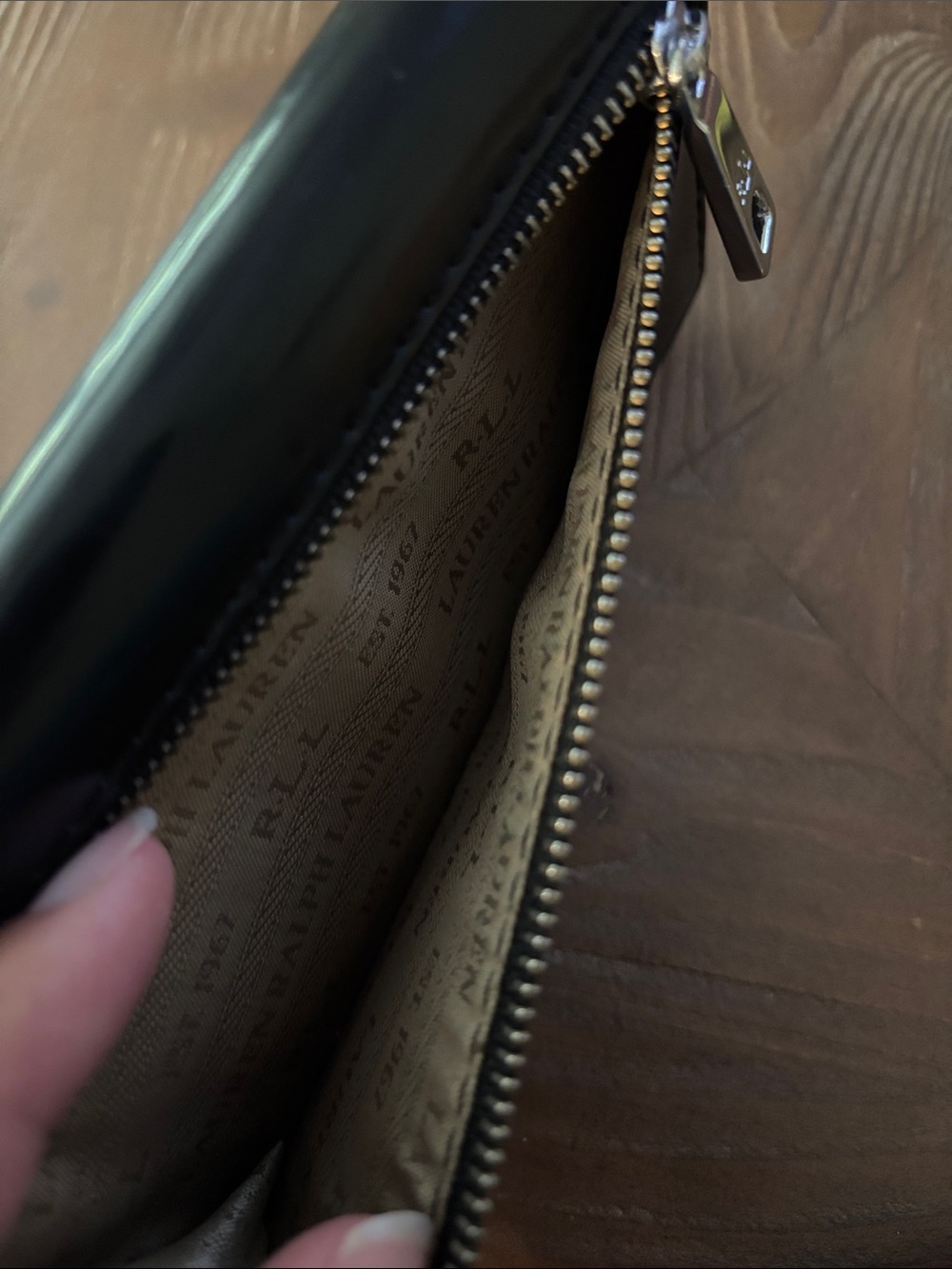 Ralph Lauren Vintage, Classic Black Glossy Patent Leather Wallet. EUC! - Picture 9 of 11